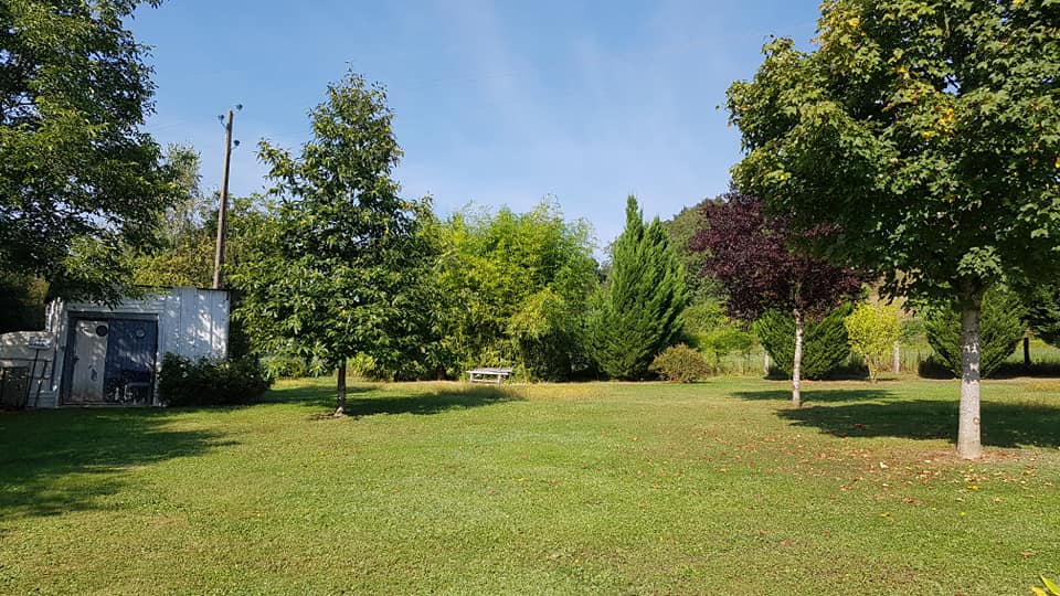 Aire camping-car  Diss-sous-le-Lude (72800) - Photo 12